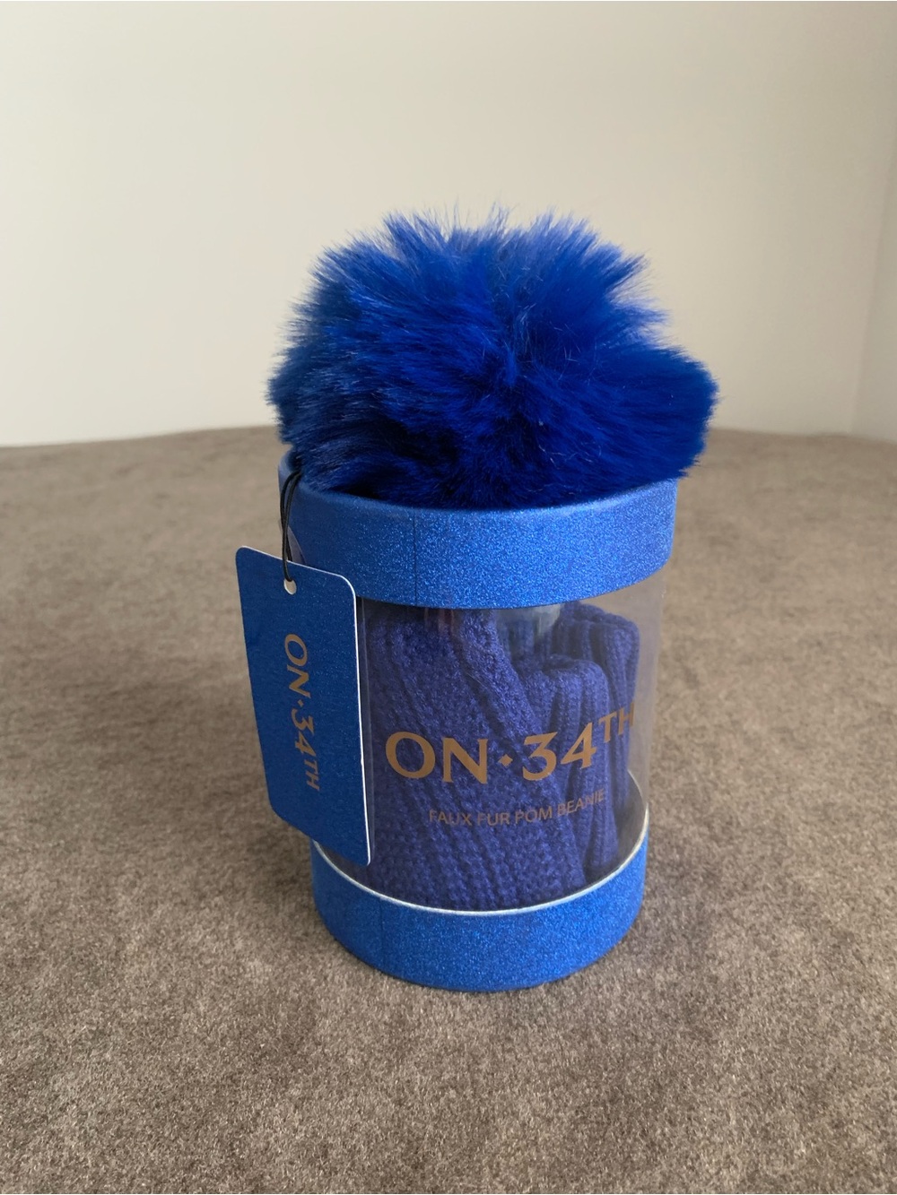 On 34th Women's Blue Faux Fur Pom Beanie Ribbed Knit Gift Box MSRP $48
